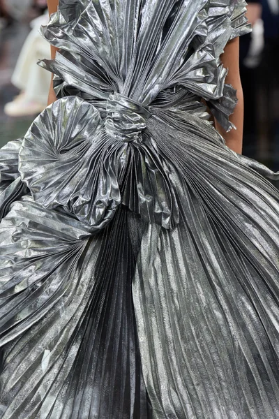 Look 21